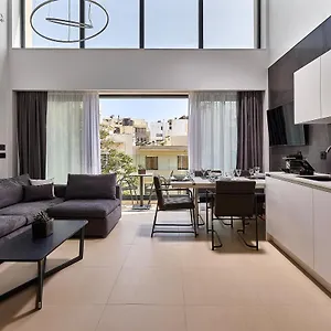 Lion By Semavί Apartament